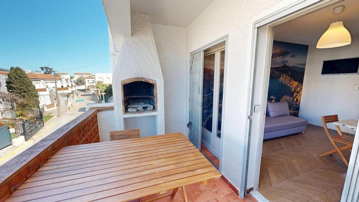 Holiday home Maison Dans Piscine